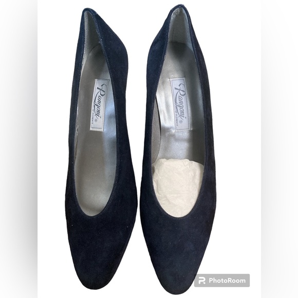 Italian Navy Cashmere Pumps - Picture 1 of 6